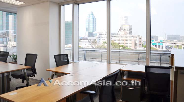 13  Office Space For Rent in Ploenchit ,Bangkok BTS Ploenchit at Q House Ploenchit Service Office AA10285
